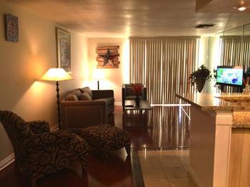 Three Bedroom Two Bath -U -Convention Center Condos Main image